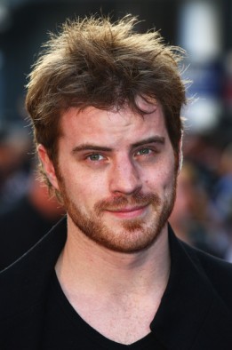 Robert Kazinsky Fotoğrafları 2