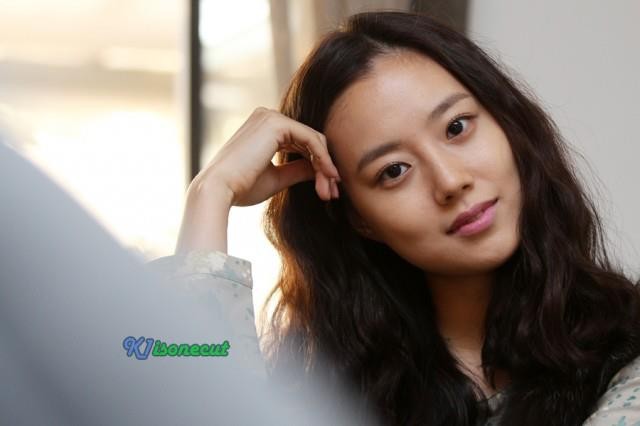 Moon Chae-won Fotoğrafı