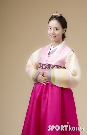 Moon Chae-won Fotoğrafı