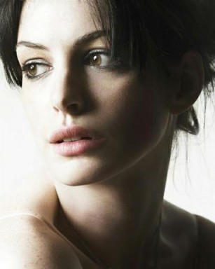 Anne Hathaway Fotoğrafı