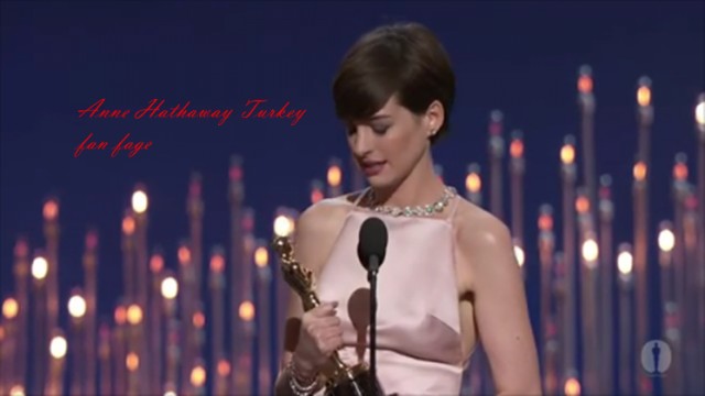 Anne Hathaway Fotoğrafı