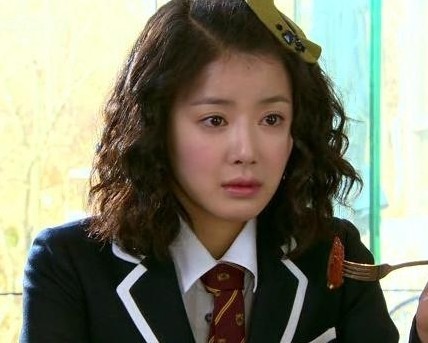 Lee Si-young Fotoğrafı