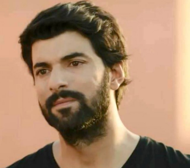 Engin Akyürek Fotoğrafı