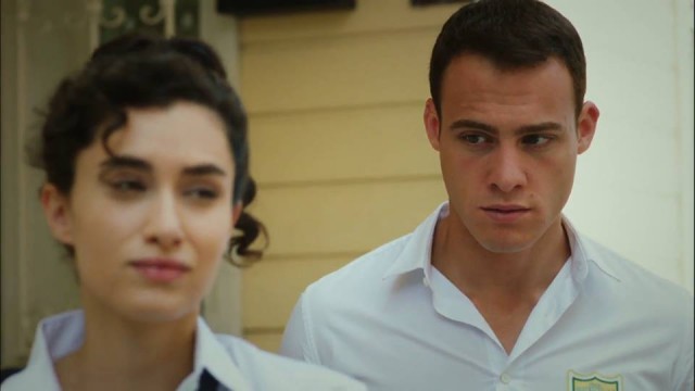 Hande Doğandemir Fotoğrafı