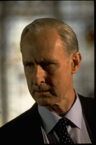 James Cromwell Fotoğrafı