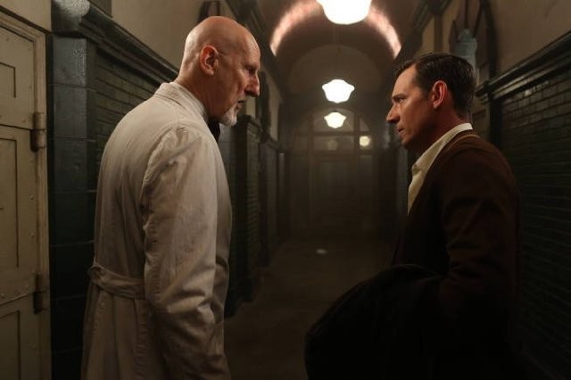 James Cromwell Fotoğrafı