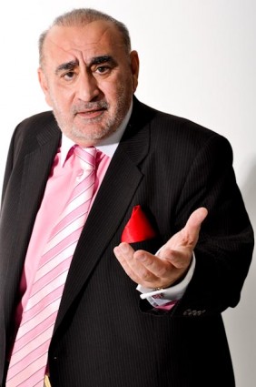 Ken Davitian Fotoğrafı