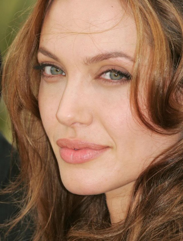 Angelina Jolie Fotoğrafları 255