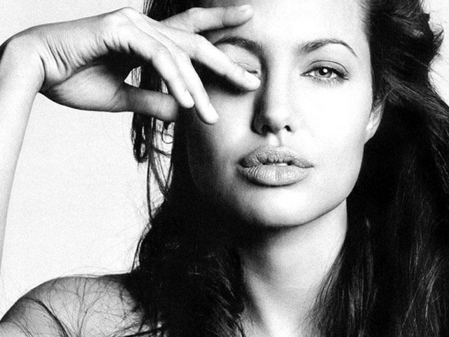 Angelina Jolie Fotoğrafları 1044