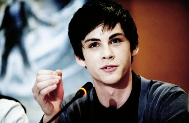 Logan Lerman Fotoğrafları 126