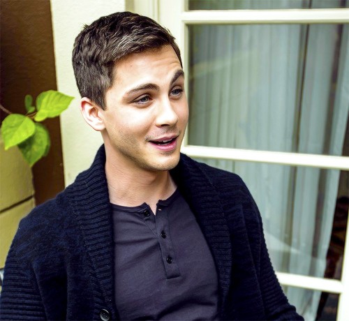 Logan Lerman fotoğrafı