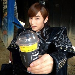 Jin Yi-han Fotoğrafı