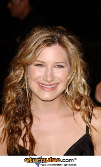 Kathryn Hahn Fotoğrafları 19