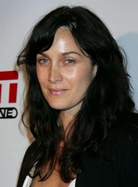 Carrie-Anne Moss Fotoğrafı
