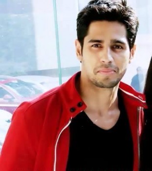 Sidharth Malhotra Fotoğrafı