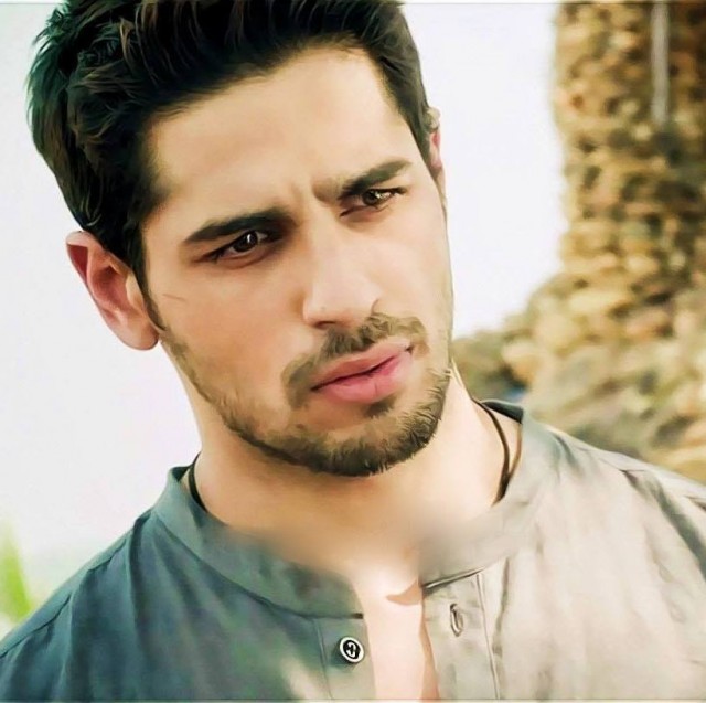 Sidharth Malhotra Fotoğrafları 91