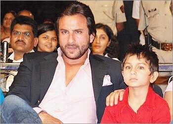 Saif Ali Khan Fotoğrafları 110