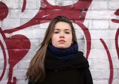 Zoe Moore Fotoğrafı