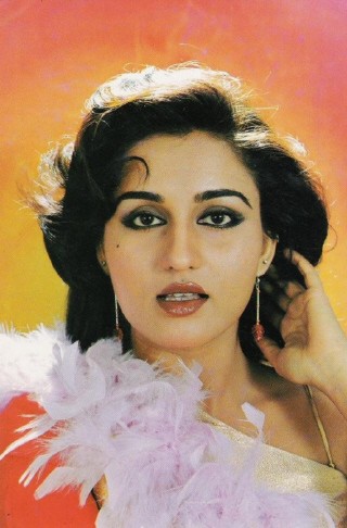 Reena Roy Fotoğrafı