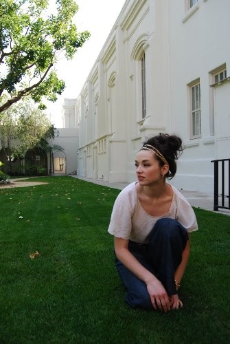 Crystal Reed Fotoğrafları 8