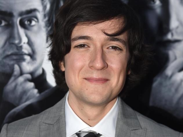 Josh Brener Fotoğrafları 2