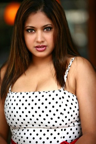 Radhika Chaudhari Fotoğrafı