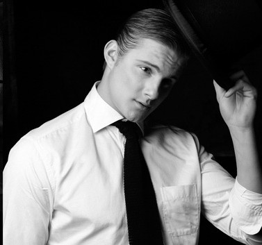 Alexander Ludwig Fotoğrafları 10