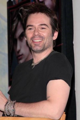 Billy Burke Fotoğrafı
