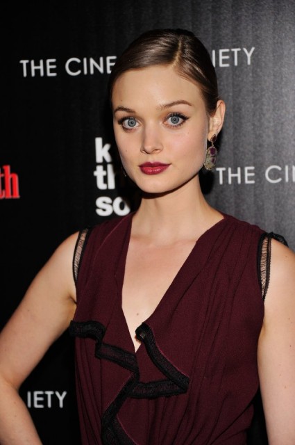 Bella Heathcote Fotoğrafı