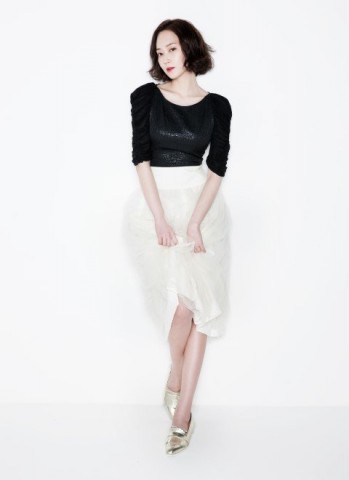 Yeon Min-Ji Fotoğrafı