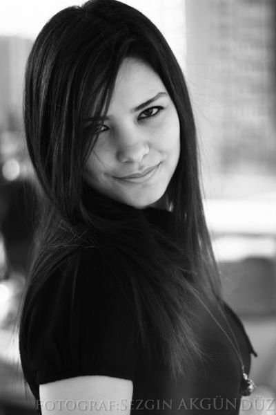 Hazal Filiz Küçükköse Fotoğrafı