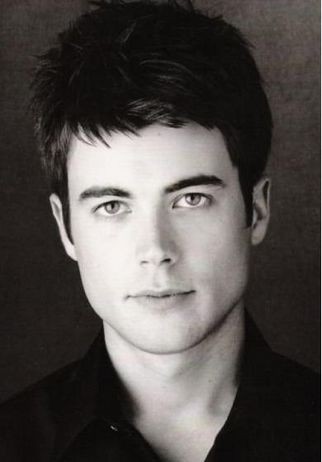 Matt Long Fotoğrafları 10