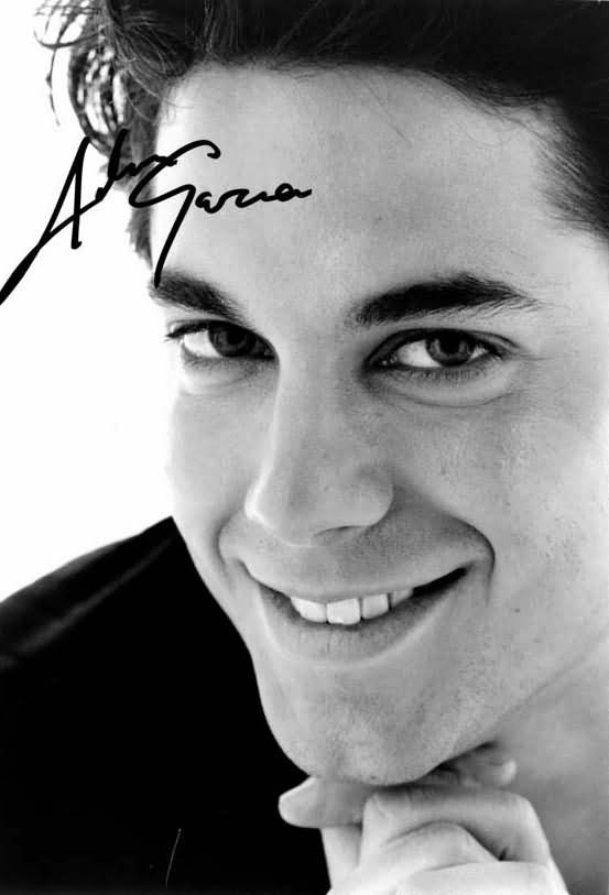 Adam Garcia Fotoğrafları 8