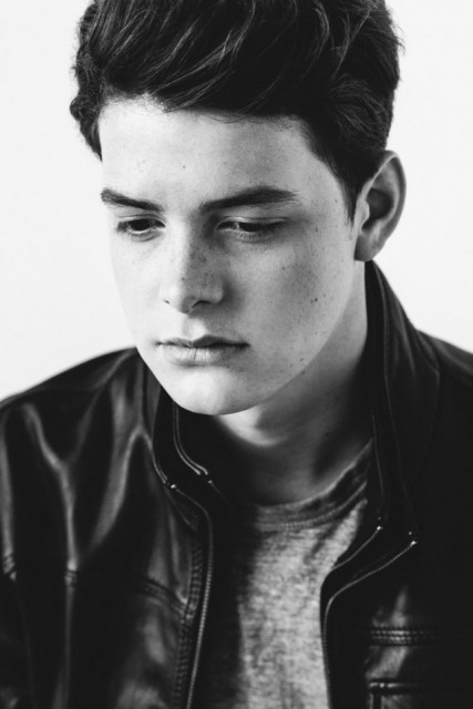 Israel Broussard Fotoğrafları 1