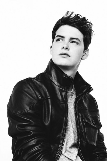 Israel Broussard Fotoğrafları 11