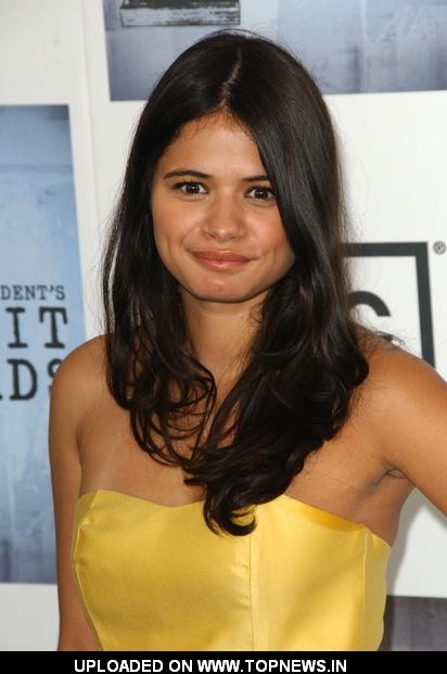 Melonie Diaz Fotoğrafları 3