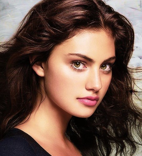 Phoebe Tonkin Fotoğrafları 20