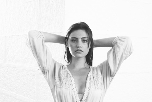 Phoebe Tonkin Fotoğrafları 24