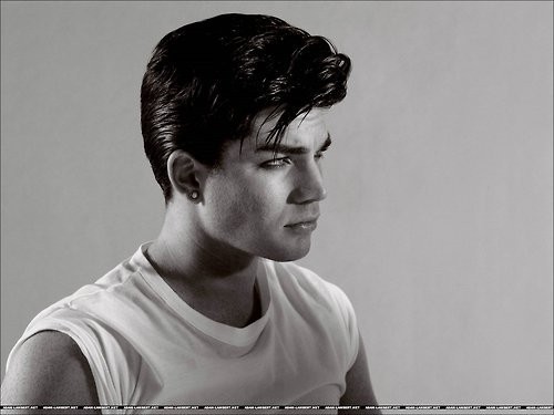 Adam Lambert Fotoğrafı