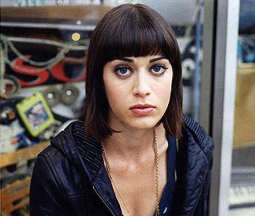 Lizzy Caplan Fotoğrafları 15