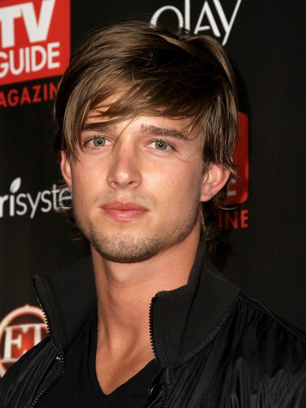 Drew Van Acker Fotoğrafı