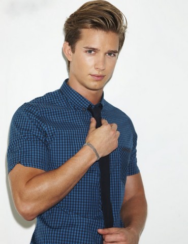 Drew Van Acker Fotoğrafları 32