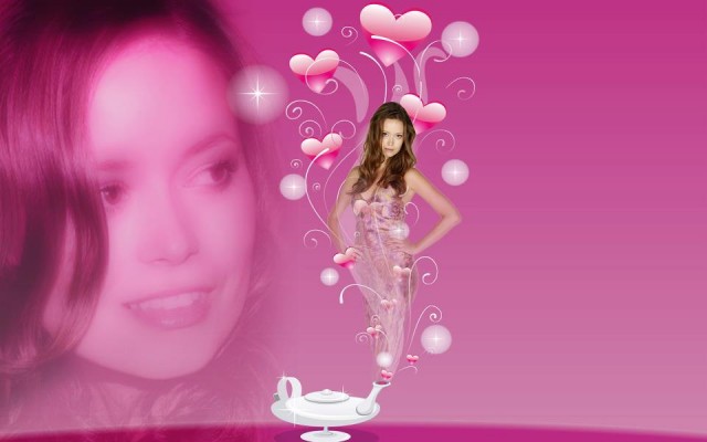 Summer Glau Fotoğrafı