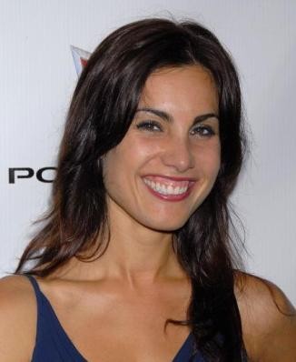 Carly Pope Fotoğrafları 1