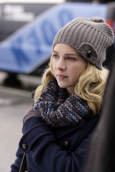 Britt Robertson fotoğrafı
