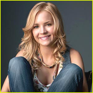 Britt Robertson Fotoğrafları 75