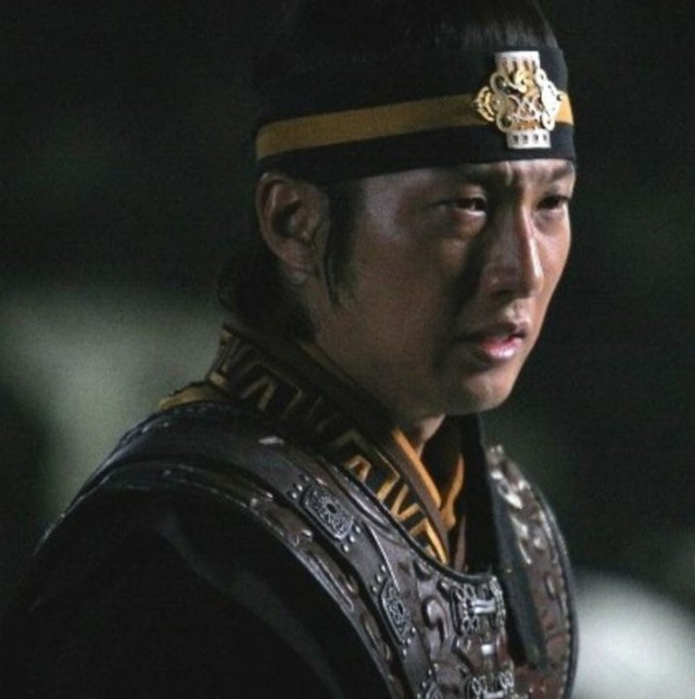 Lee Seung-hyo Fotoğrafı