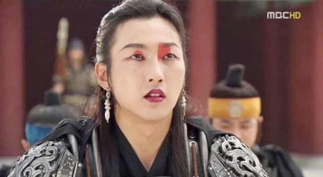 Lee Seung-hyo Fotoğrafı