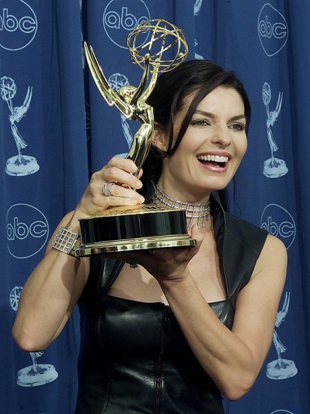 Sela Ward Fotoğrafları 11