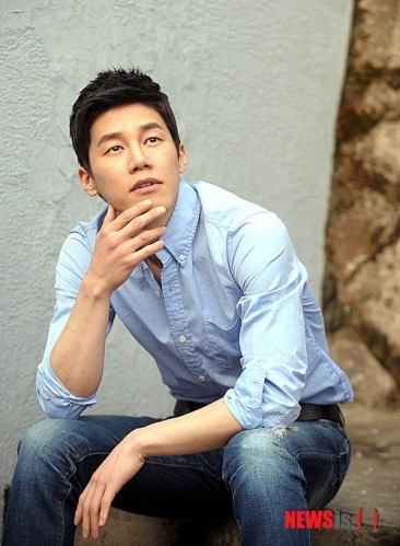 Kim Moo-yul Fotoğrafı